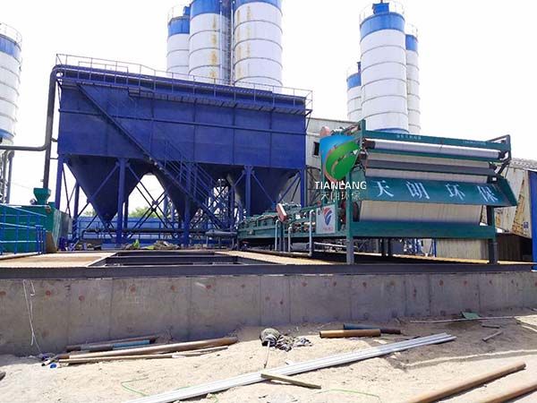 污泥脱水压滤机